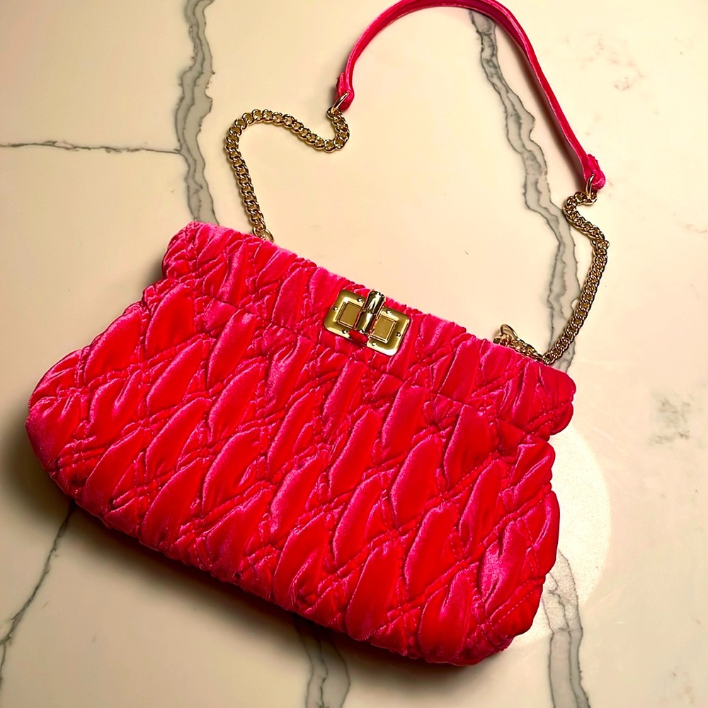 HOT PINK 🔥 gorgeous New, quilted velvet purse handbag, Lily Pulitzer, so chic💕